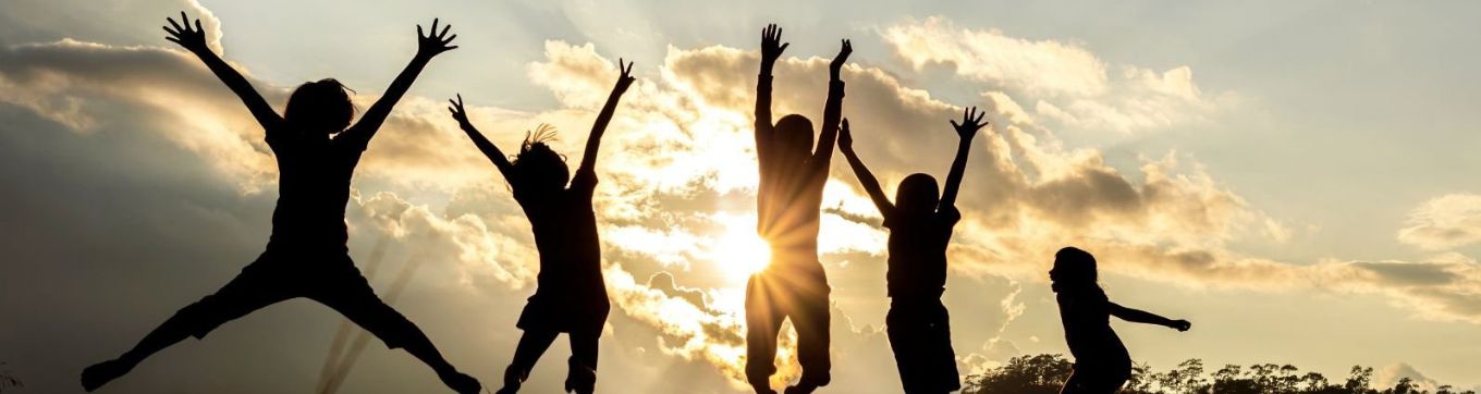 Hemofilia: personalizacja terapii i aktywność fizyczna. Nowy odcinek podcastu „Po pierwsze pacjent” we współpracy z kampanią Jeden Krok. Wielkie Możliwości